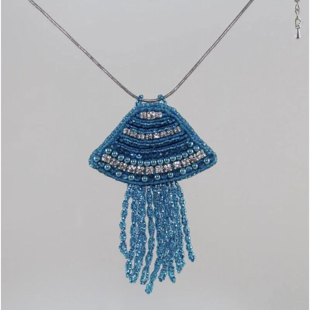 Blue Jellyfish Pendant Necklace – Handcrafted Bead Embroidery, 25-Inch Chain